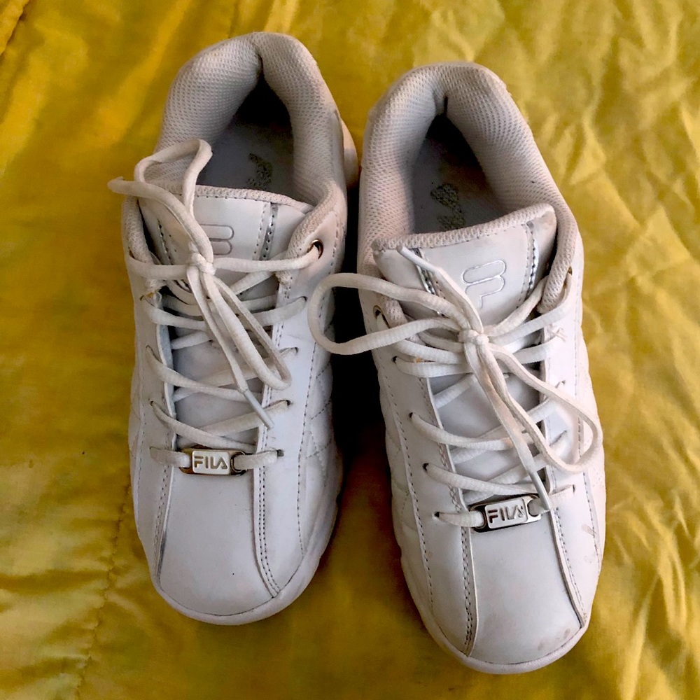 Filas White